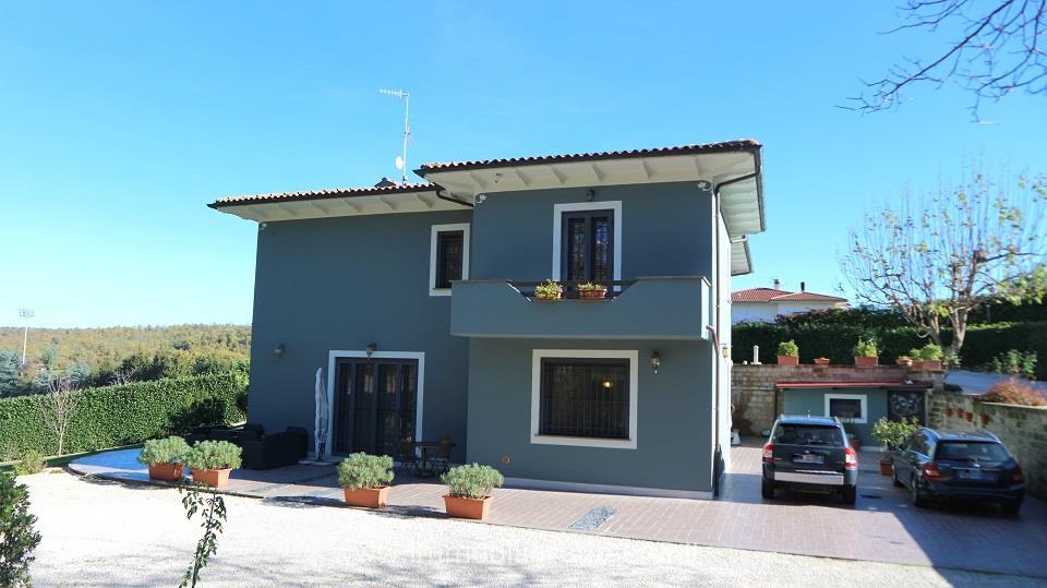 Villa singola San Lorenzo Nuovo VL107