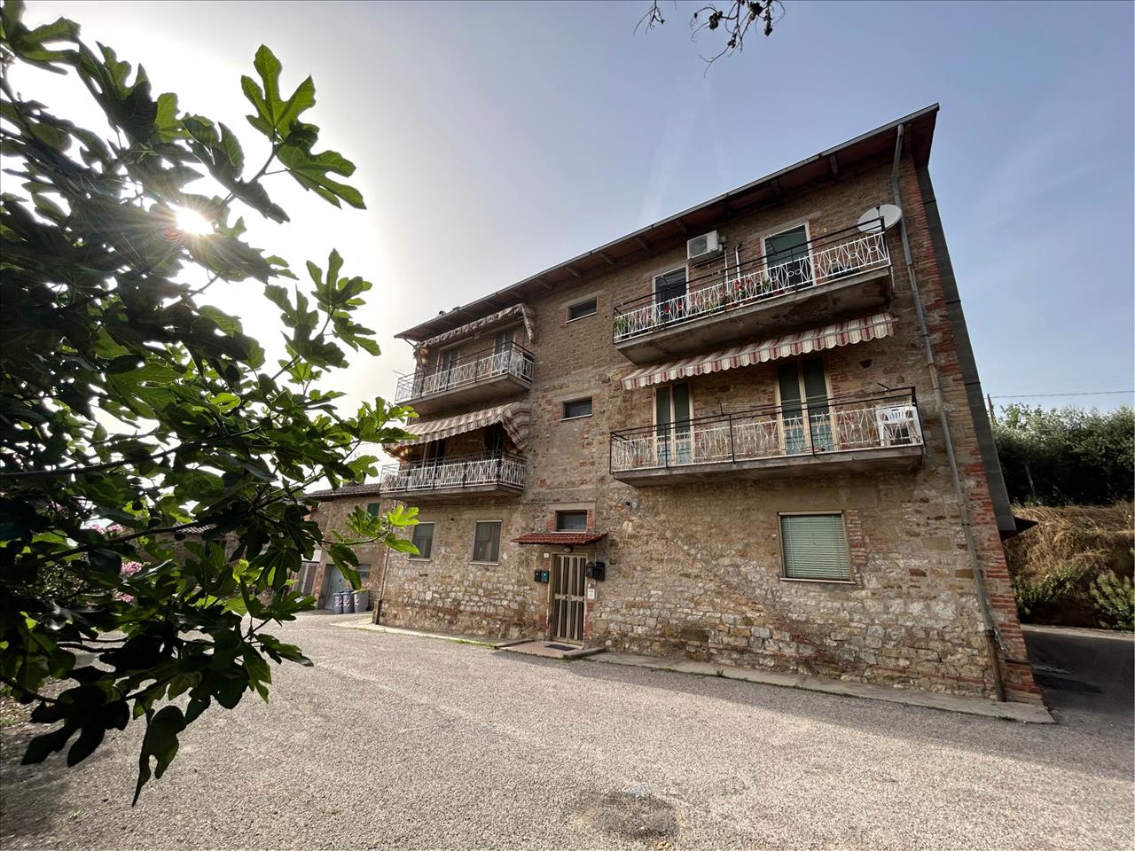 Appartamento in vendita a Sant'arcangelo, Magione (PG)