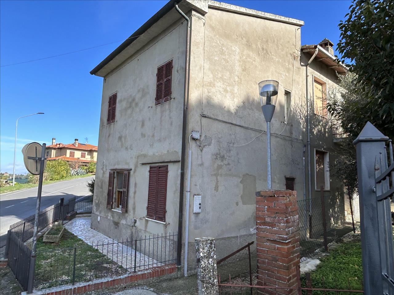 Porzione di casa in vendita a Gioiella, Castiglione Del Lago (PG)