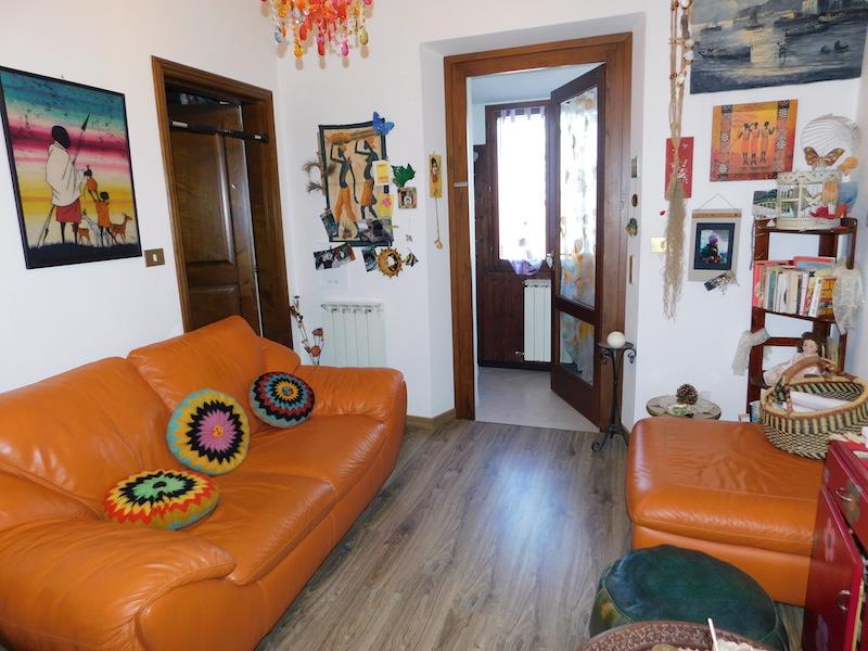 Appartamento in vendita a Macchie, Castiglione Del Lago (PG)