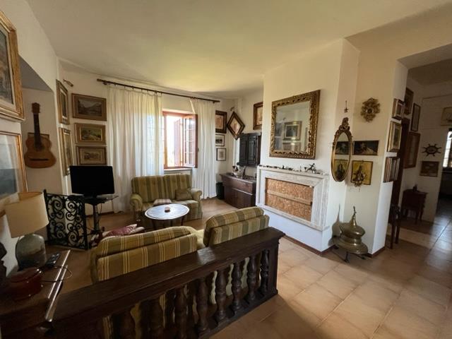 Porzione di casa in vendita a Pozzuolo, Castiglione Del Lago (PG)