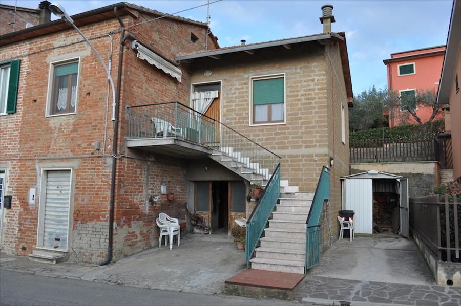 Villa bifamiliare in Vendita Castiglione del Lago
