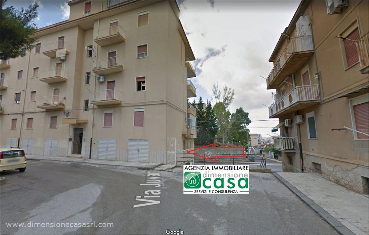 appartamento in piazza Santa Flavia, 2 a Caltanissetta