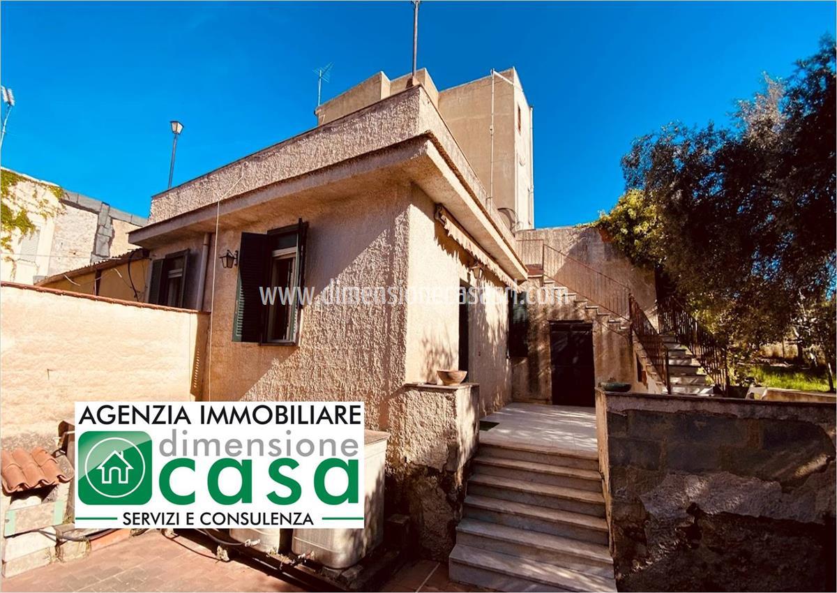 villa in C/da Favarella a Caltanissetta