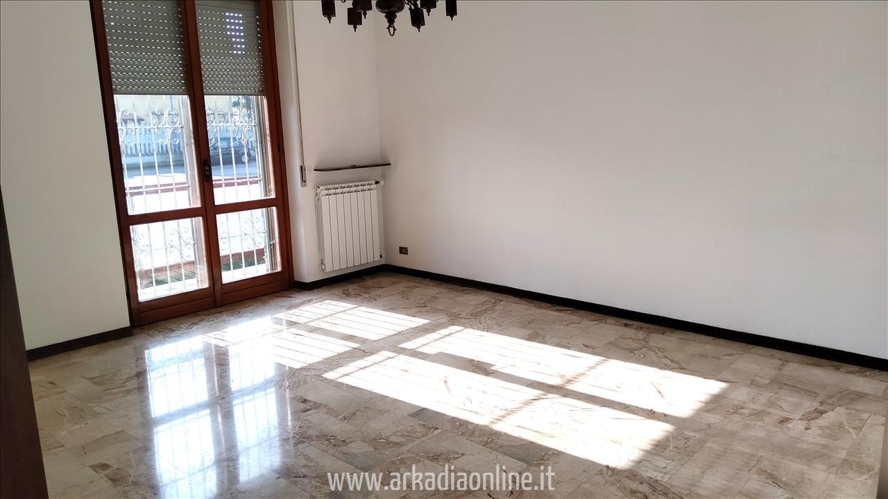 Appartamento in vendita a San Bonico, Piacenza (PC)